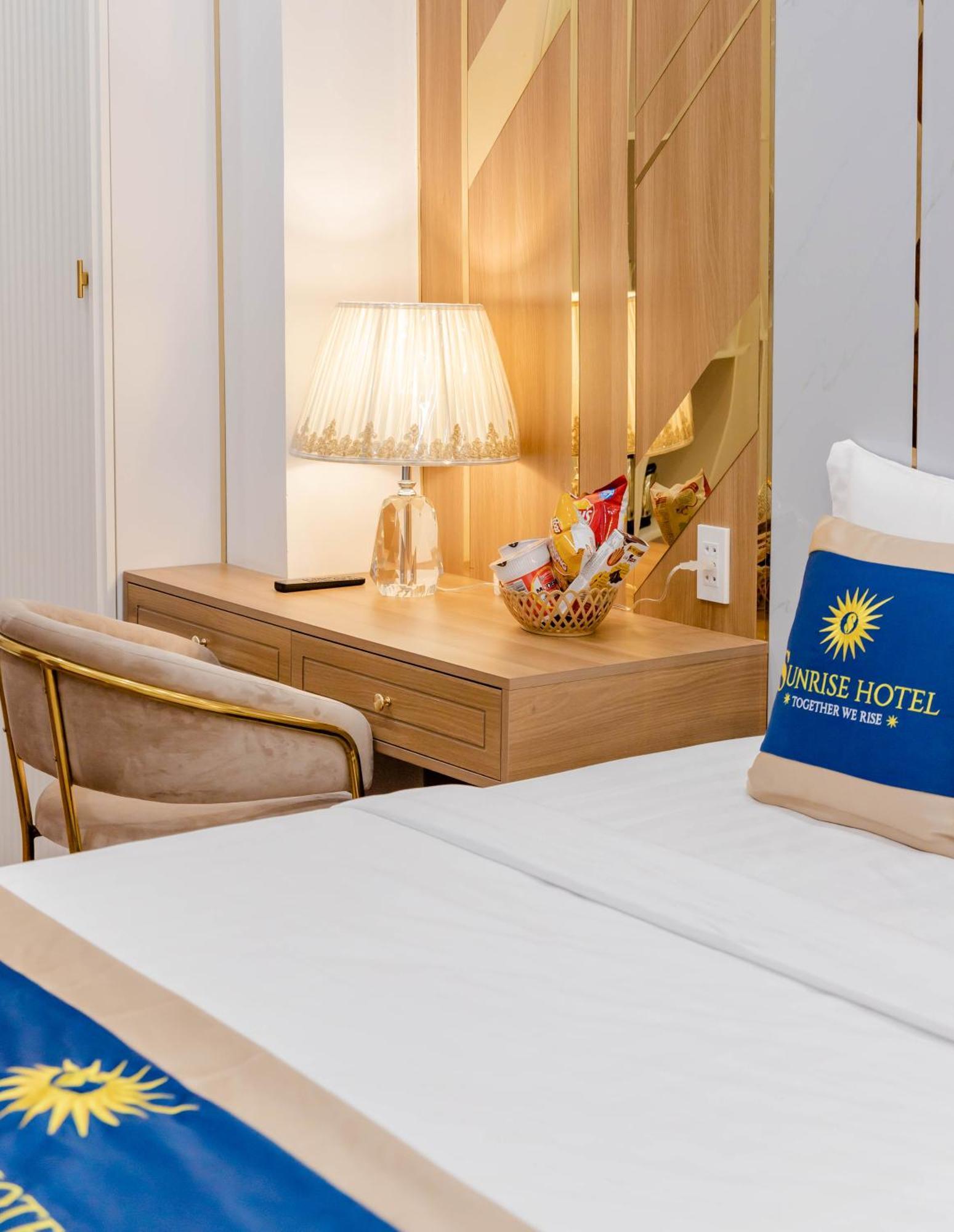Sunrise Hotel Bac Lieu Zewnętrze zdjęcie